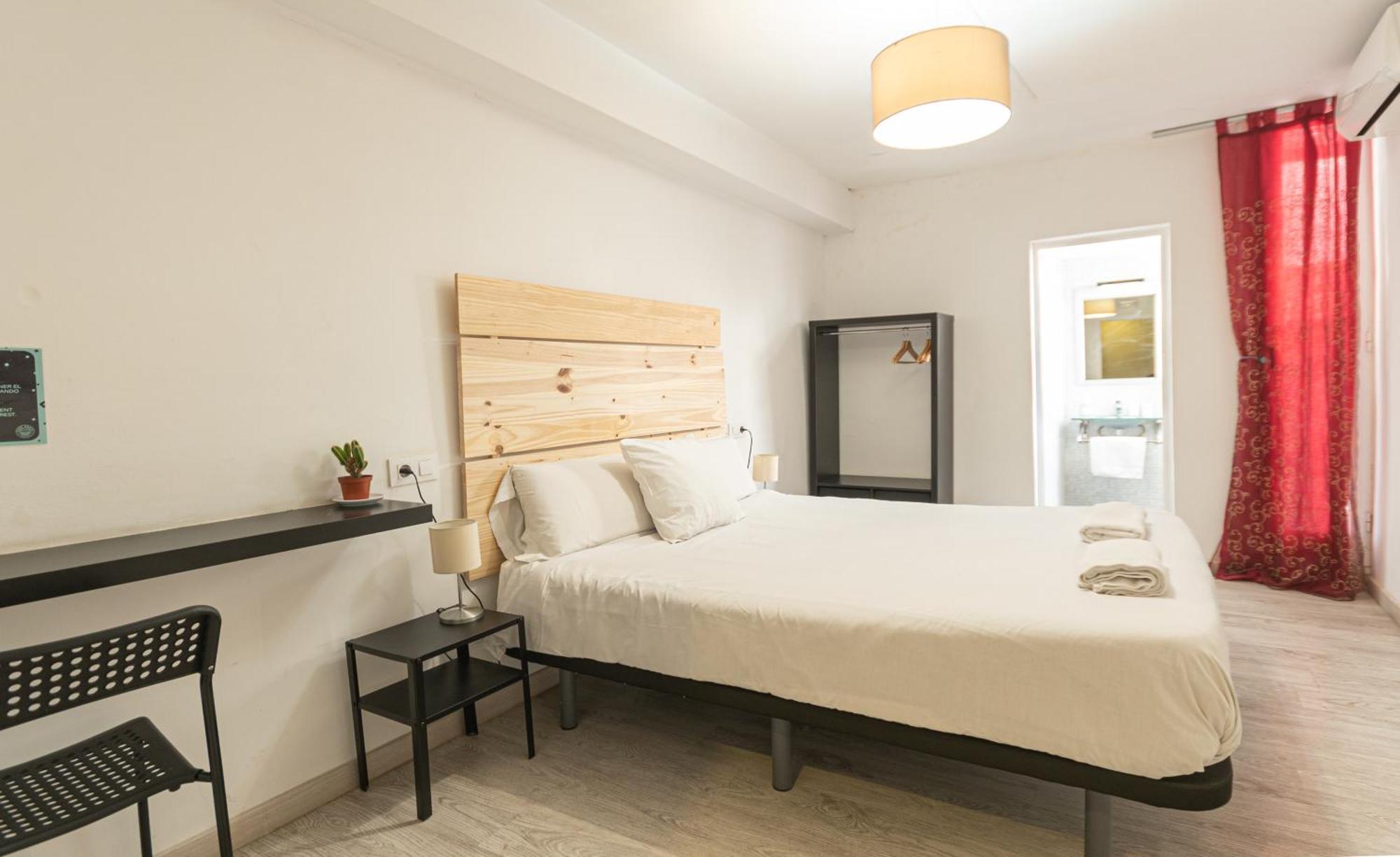 הוסטל ברצלונה Easy Sants By Bossh! (Adults Only) חדר תמונה